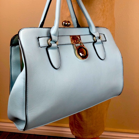Super cute light blue purse - Picture 4 of 9